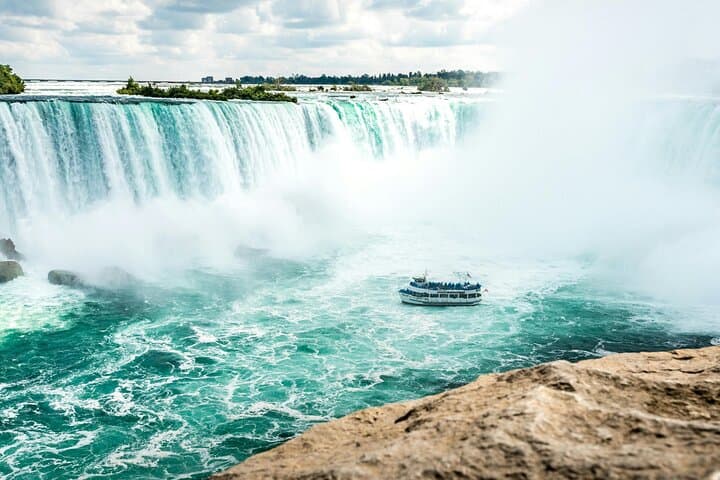 Niagara Falls City Cruise: Journey Behind the Falls, Voyage Boat & Skylon Tower Views