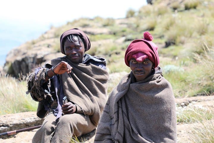 Hike Tugela Falls & Khoisan History from Clarens — Drakensberg Multi-Day Trek photo 3
