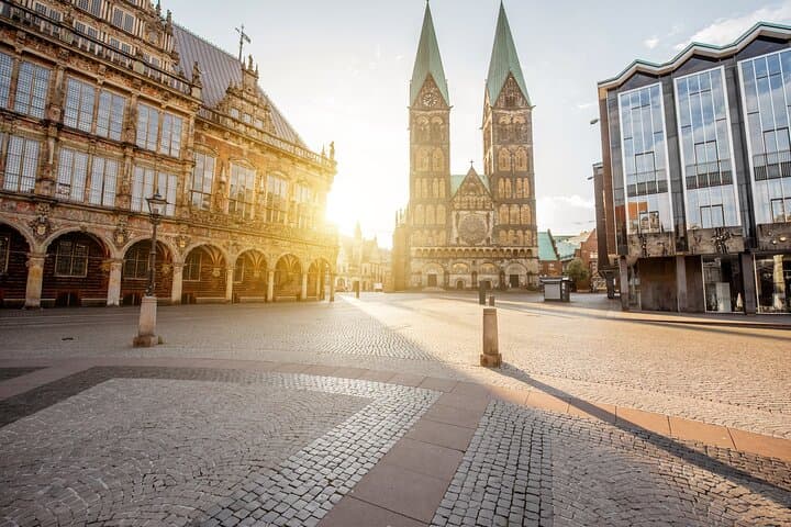 Amsterdam to Hamburg Private Transfer with 2-Hour Bremen Stop — Comfortable Door-to-Door Drive photo 2