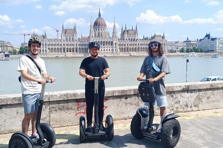 Segway the Danube: 1-Hour Riverside City Tour in Budapest