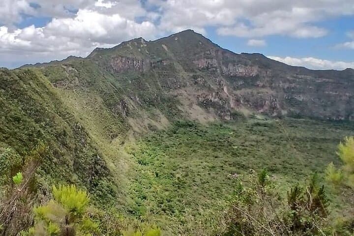 Conquer Mount Longonot: Rift Valley Crater Hike and Lake Naivasha Boat Ride photo 2