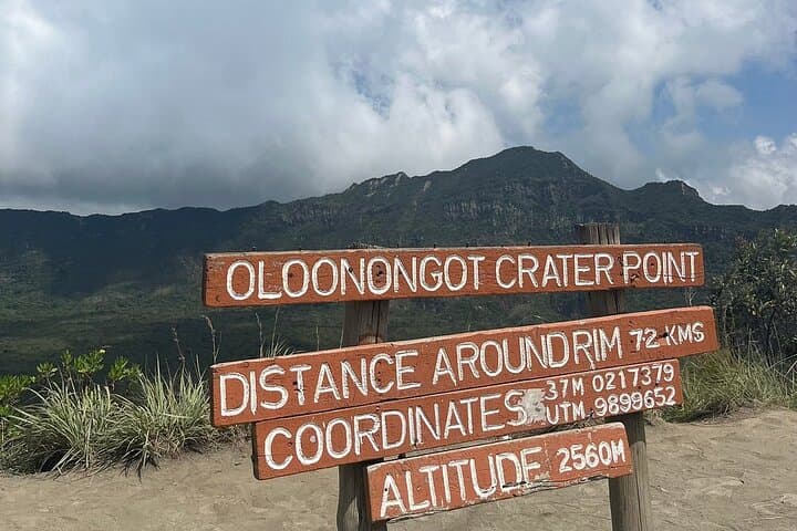 Conquer Mount Longonot: Rift Valley Crater Hike and Lake Naivasha Boat Ride photo 3