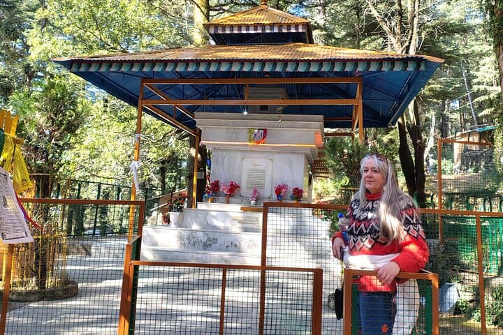 Nomad Culture & Nature Walk: Naddi to Dharamkot with Dhauladhar Views