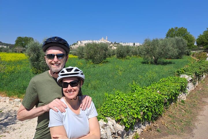 E‑bike Itria Valley: Martina Franca, Locorotondo & Dairy Tasting photo 2
