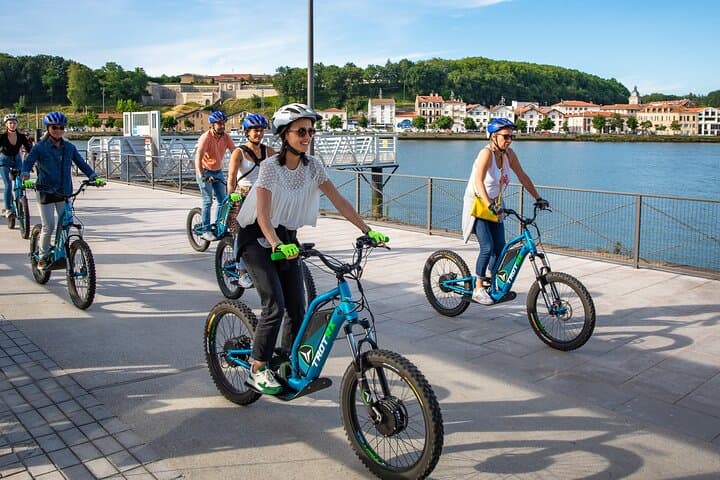 Bayonne Electric Scooter Tour with Tapas Along the Nive photo 3