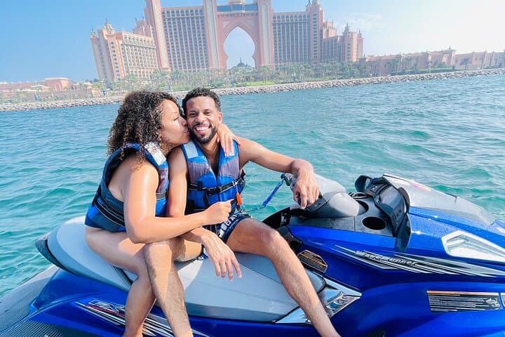 Burj Al Arab Jet Ski Tour: 30-Min Ride Along Jumeirah Beach photo 6