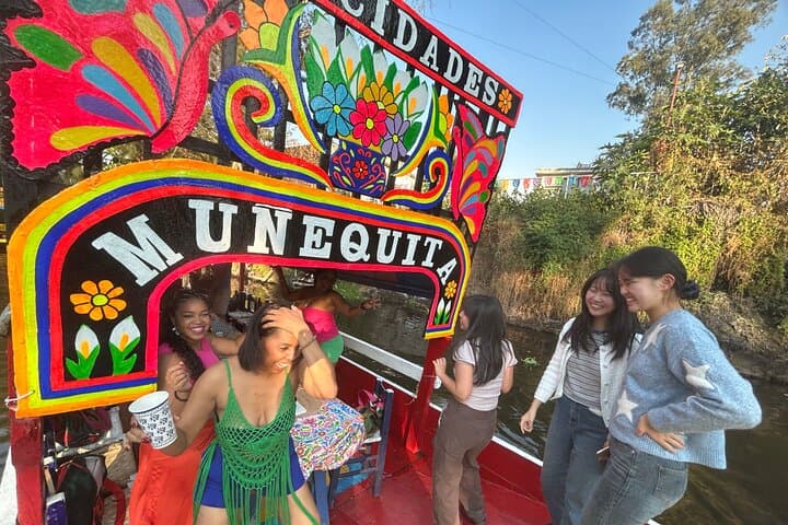 Xochimilco Trajinera Night Party: Two-Hour Boat Ride with Open Bar and Snacks photo 2