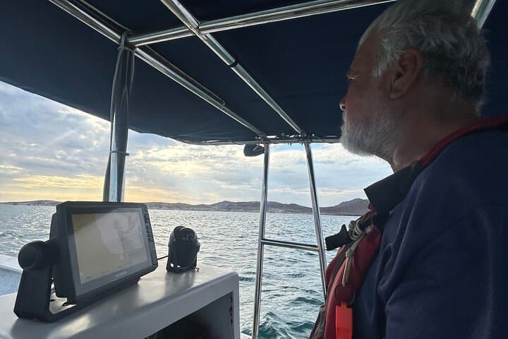 La Paz Sunset Wildlife Cruise: Bay Evening Boat Tour with Local Guides photo 6