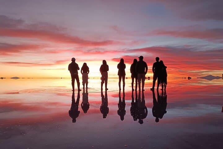Salar de Uyuni Full-Day Private Tour — Mirrors, Incahuasi & Train Cemetery photo 6