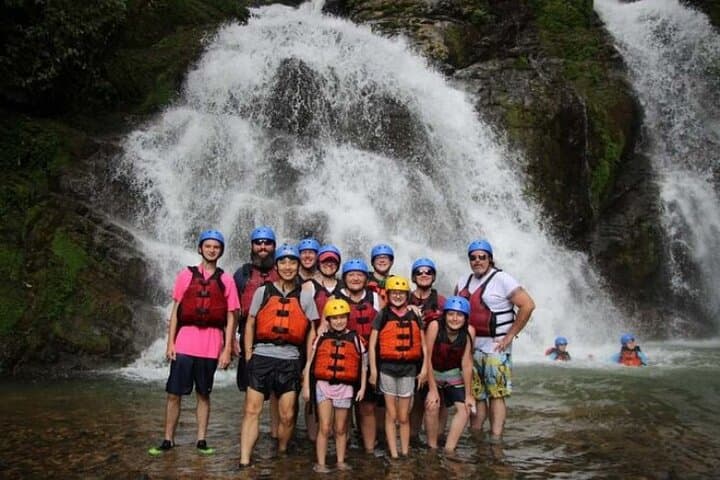 Savegre River Whitewater Rafting from Manuel Antonio — Full-Day Class II–III Adventure photo 2