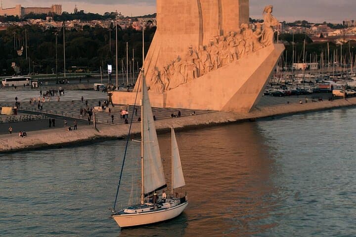Private 2-Hour Sailing Tour in Lisbon — Sunset, History & River Views photo 5