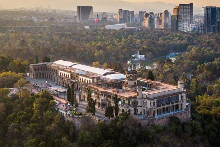 Chapultepec Castle and National Museum of Anthropology Tour from Mexico City