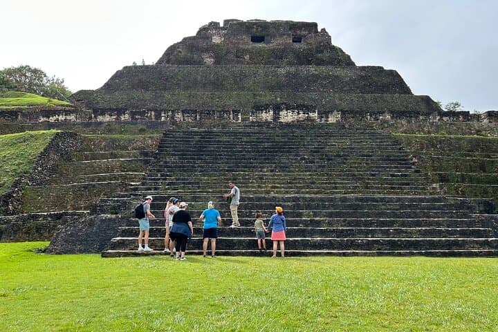 Cave Tubing and Xunantunich Combo: San Ignacio Underground River and Maya Ruins photo 5