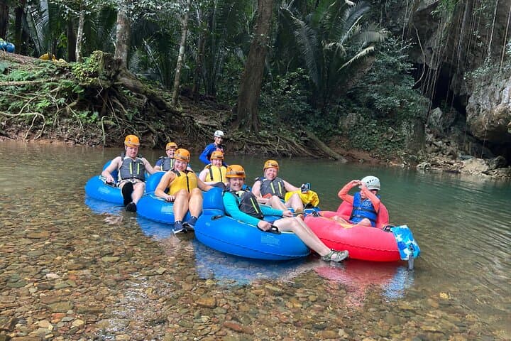 Cave Tubing and Xunantunich Combo: San Ignacio Underground River and Maya Ruins photo 2