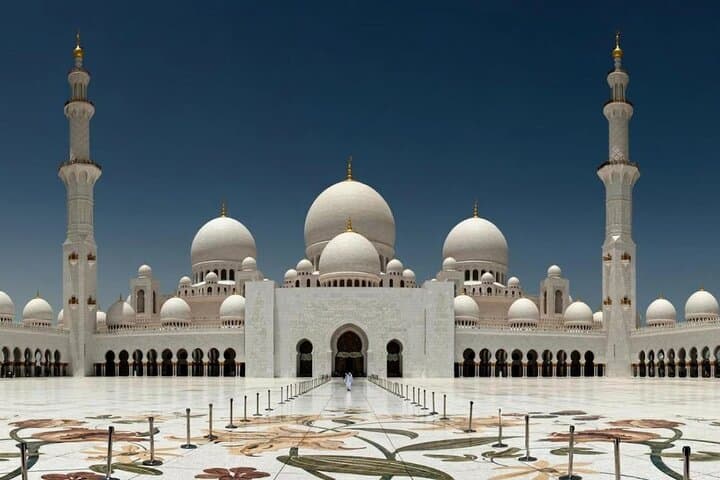 Full-Day Abu Dhabi City Tour — Sheikh Zayed Grand Mosque, BAPS Temple & Corniche Photo Stops photo 1