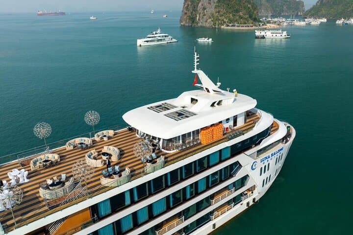 Halong Bay VIP 1-Day Cruise: 5-Star Sundeck, Kayaking & Cave Visit photo 6