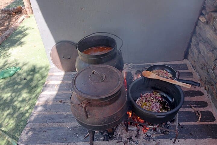 Douro Vineyard Fire-Cooked Feast: Eat Like a Duriense