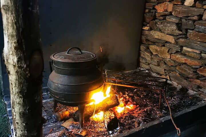 Douro Vineyard Fire-Cooked Feast: Eat Like a Duriense photo 6