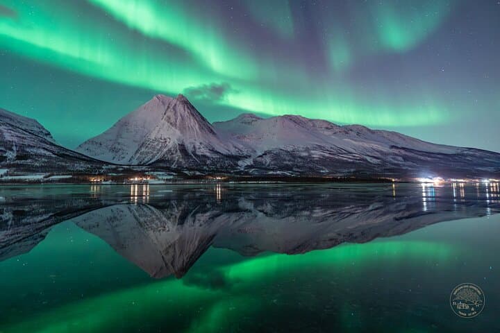 Chasing the Aurora: Small-Group 4x4 Van Northern Lights Adventure from Tromsø