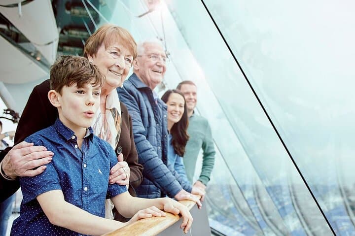 Spinnaker Tower & Portsmouth by Rail: Day Tour from London photo 2
