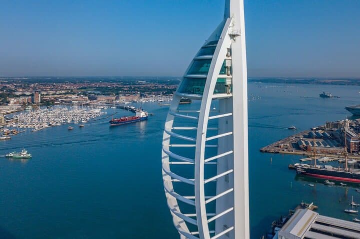 Spinnaker Tower & Portsmouth by Rail: Day Tour from London