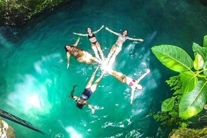 Blue Hole Mineral Spring and Rick's Cafe Tour from Montego Bay — Swim, Cliff Dives & Sunset photo 2