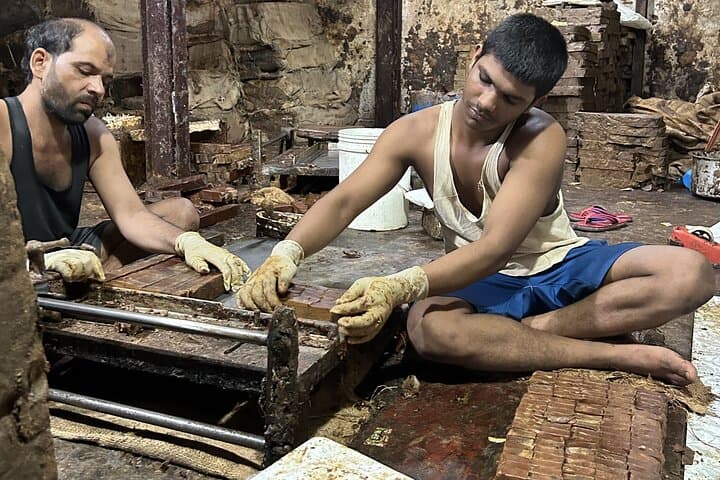 Inside Dharavi: Guided Walk Through Mumbai's Largest Informal Settlement photo 4