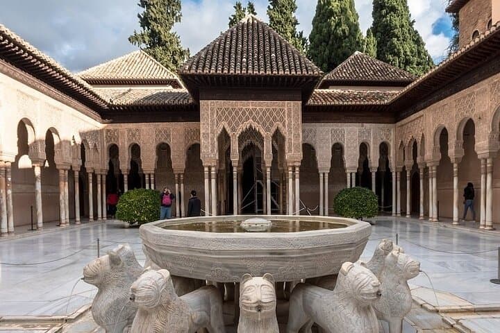 Beyond the Alhambra: A Two-Day Journey Through Granada’s Palaces and Quarters photo 4