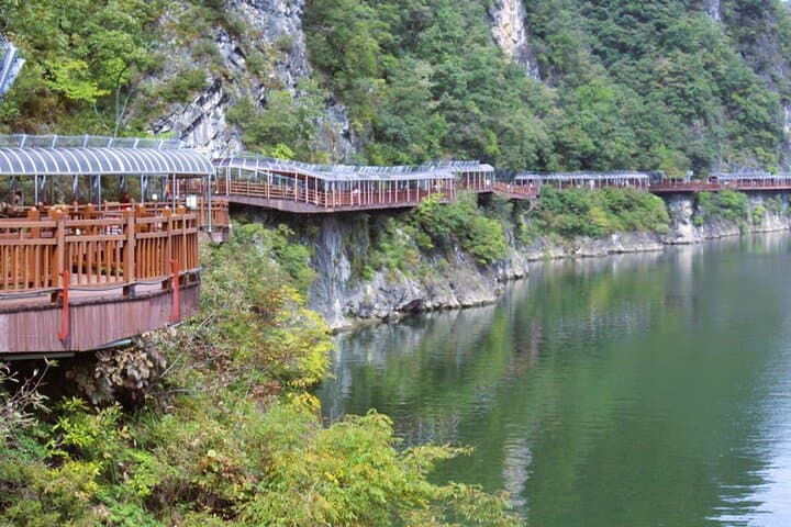 Danyang Day Escape from Busan: Mancheonha Skywalk, Dodamsambong & Chungju Lake