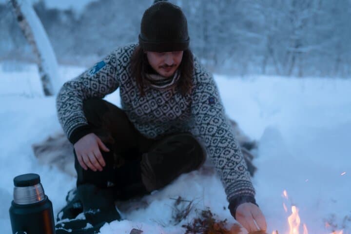 Aurora Snowshoe Hike and Bonfire at Kvitnes Gård photo 3