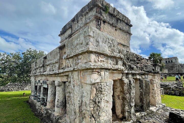 Tulum Express: Private Half-Day Tour with Museum and Beach photo 5