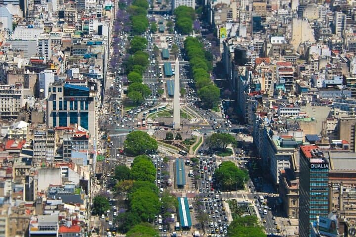 Buenos Aires Helicopter Tour: 30-Min Aerial Flight Over Río de la Plata & Iconic Sights photo 1