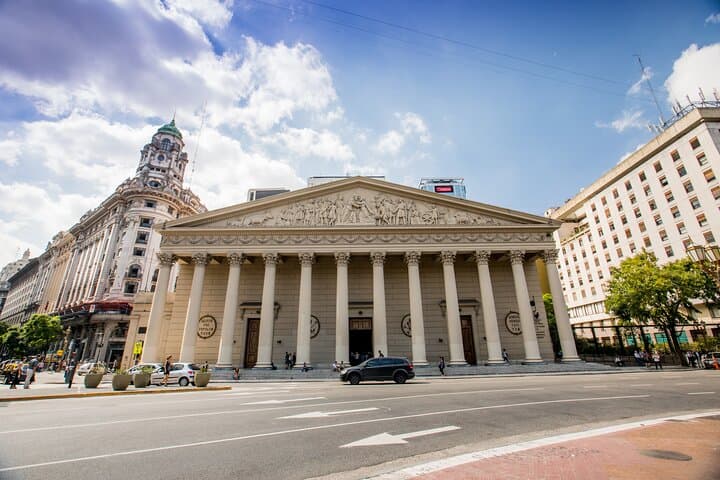 Buenos Aires Private City Tour: Explore Plaza de Mayo, San Telmo & Recoleta photo 3