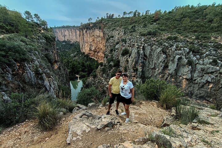 Chulilla Hanging Bridges Hike: Turia River Canyon Day Trip from Valencia photo 5