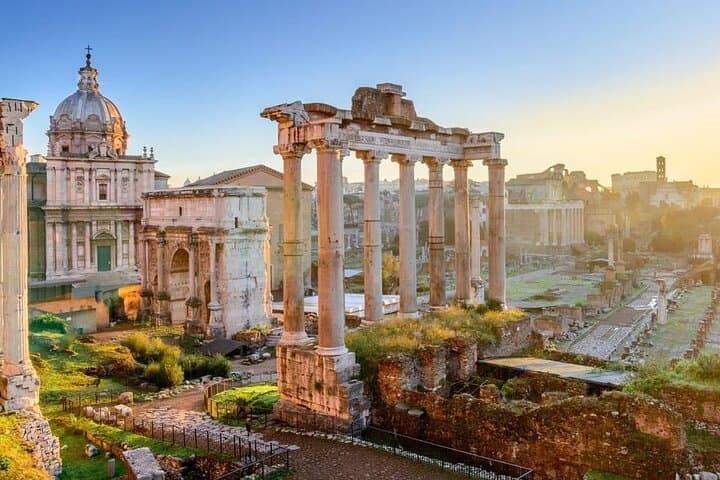 Rome Scooter Ride and App-Guided Highlights Tour