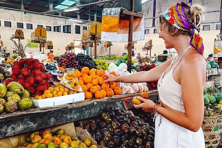Hands-On Balinese Cooking Class and Family-Home Visit in Ubud photo 3