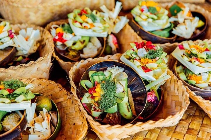 Hands-On Balinese Cooking Class and Family-Home Visit in Ubud photo 4
