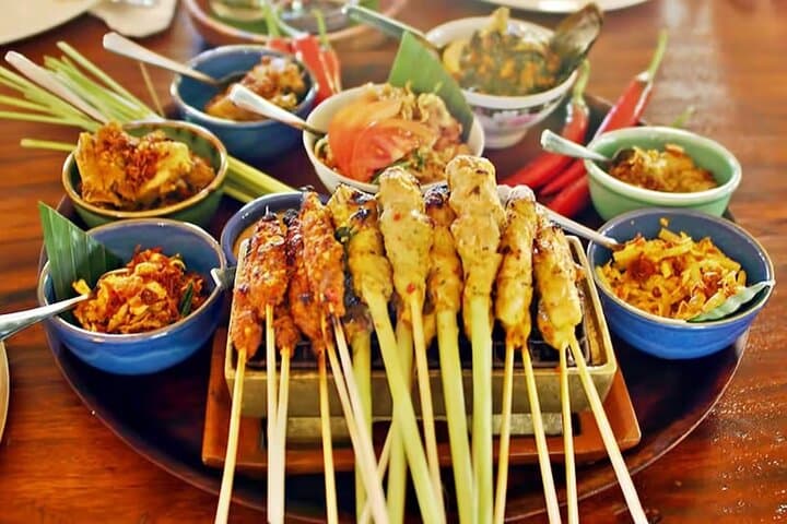 Hands-On Balinese Cooking Class and Family-Home Visit in Ubud photo 6