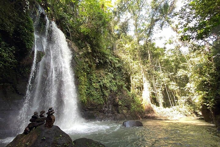 Private Ubud Art Village Tour: Batuan, Monkey Forest & Sumampan Waterfall Day Trip photo 3