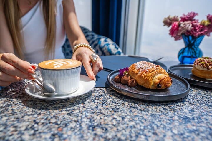 Breakfast at At.mosphere Burj Khalifa: 122nd‑Floor 3‑Course Morning Experience photo 5
