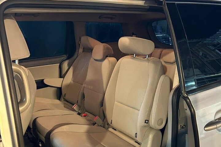 Dubai to Abu Dhabi Private Transfer: Door-to-Door Intercity Ride (1.5–2 hrs) photo 2