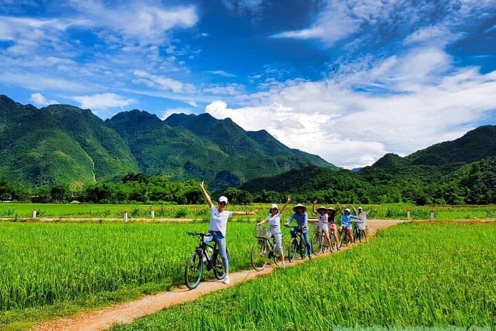 Mai Chau 2-Day Hidden Valley Homestay, Bike & Trek from Hanoi photo 6