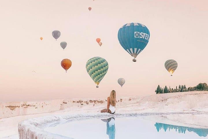 Sunrise Balloons Over Pamukkale: Hot-Air Flight Above the Travertine Pools
