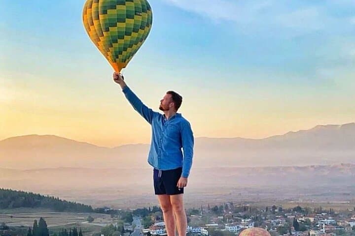 Sunrise Balloons Over Pamukkale: Hot-Air Flight Above the Travertine Pools photo 3