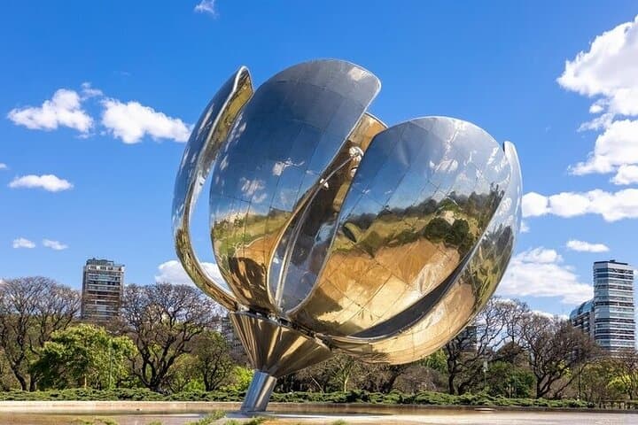 Buenos Aires Private City Tour: Explore Plaza de Mayo, San Telmo & Recoleta photo 2