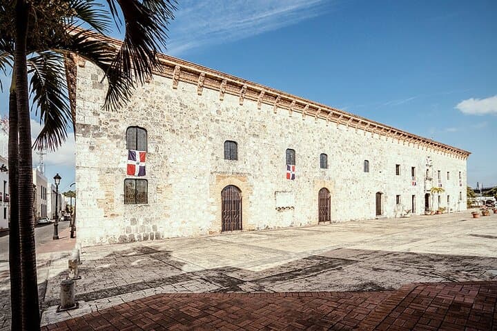 Yesterday and Today: Historic Tour of Santo Domingo's Colonial Zone photo 1