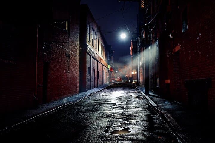 Exploring Philadelphia's Forgotten Dead: Old City Grave Sites Walking Tour photo 3