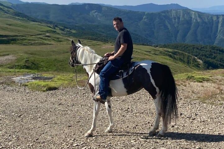 Horseback Riding in the Tuscan Hills — Pistoia Trails & Views photo 4