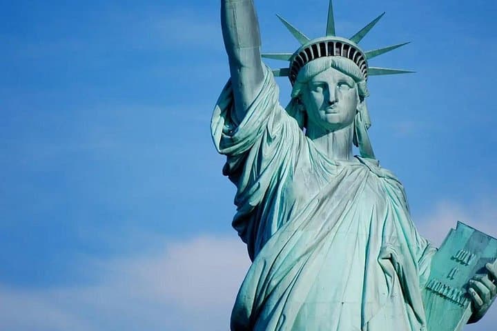 Statue of Liberty & Wall Street Highlights: App-Guided NYC Harbor and Financial District Tour photo 1