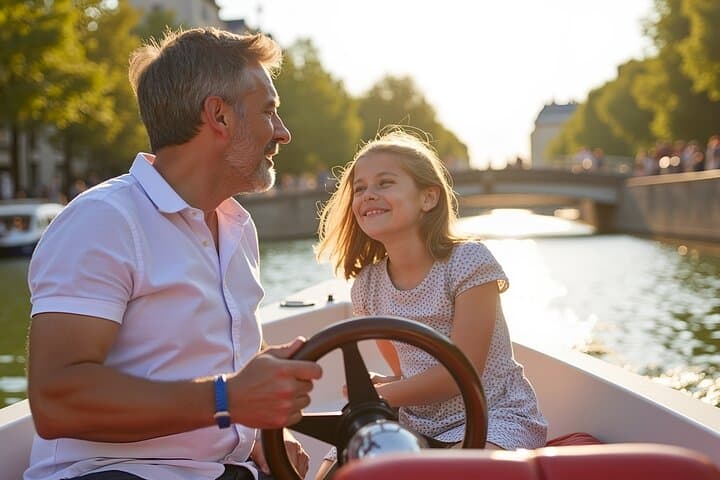 Self-Drive Electric Boat on Canal Saint-Martin — No License Required photo 2